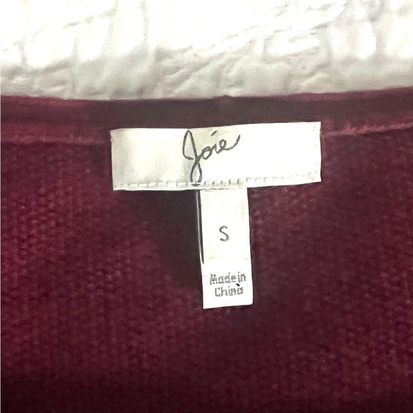 Gorgeous burgundy sweater Sm. by Joie Shld to hem 27.5” pit to pit 24” like new - Picture 3 of 6